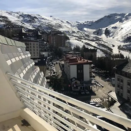 Apartment Plaza Pradollano 1